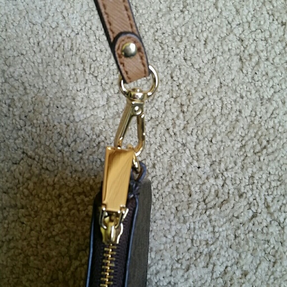 Michael Kors Wristlet NWOT